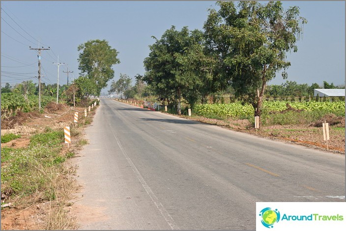Road from Chiang Saen to Golden Triangle