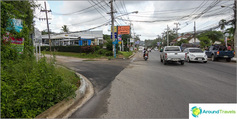 Turn, if driving from Nathon. The sign is not visible, but you can navigate the Chevrolet salon