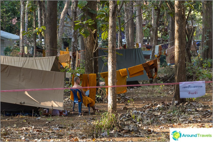 Wat buatong - either under construction, or here initially field conditions