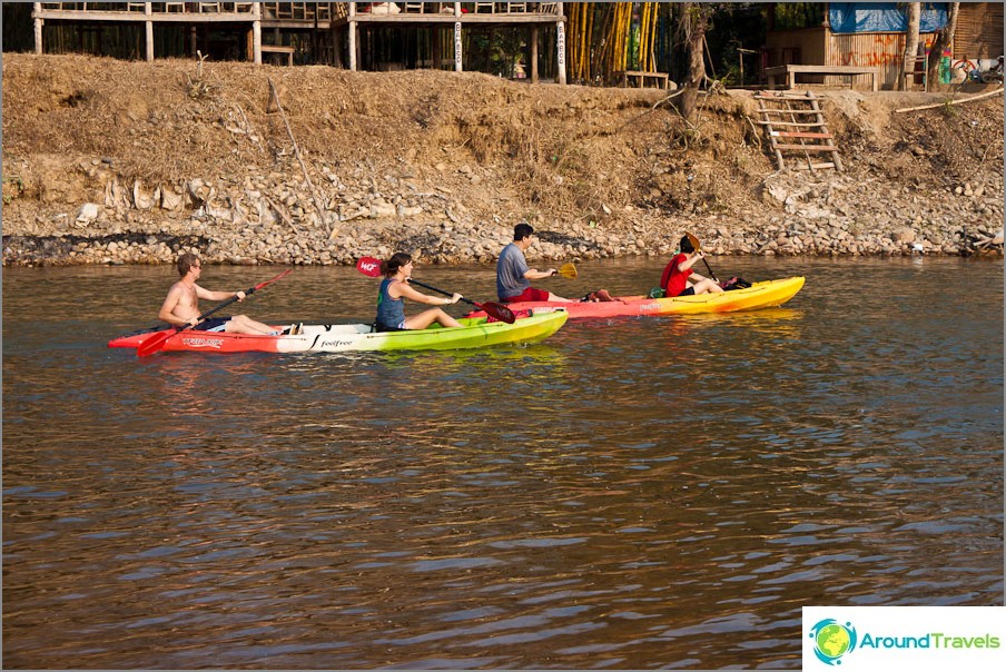 Kayaking in Vang Vieng