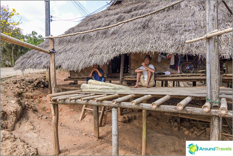 Y en las proximidades de Mesalong estos pueblos son