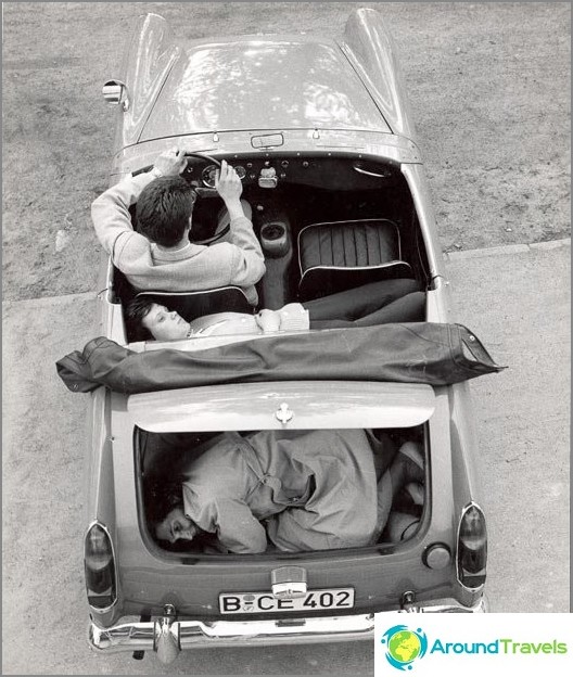 This is how people were transported through the Berlin Wall