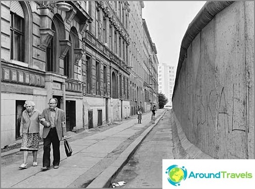 Life Beyond the Berlin Wall, West Berlin