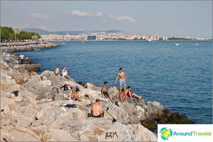 Plaža u centru Istanbula.