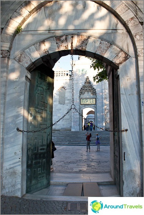 Entrance to Sultanahmet. Who knows why the chain is hanging?