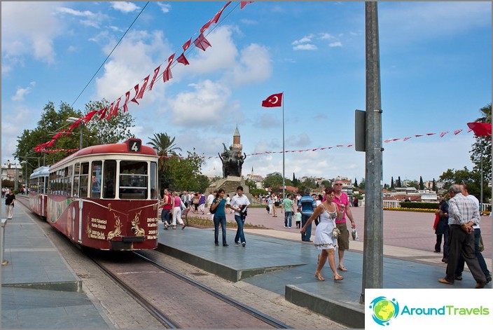 Nära Gamla stan i Antalya. Kalkon.