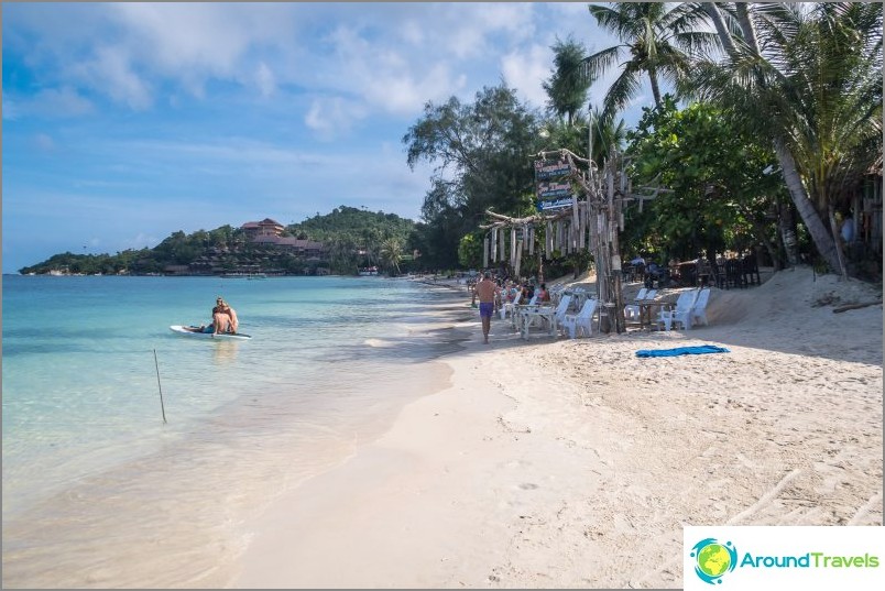 Vagga bar på Koh Phangan - kokosnötskaka med havsutsikt